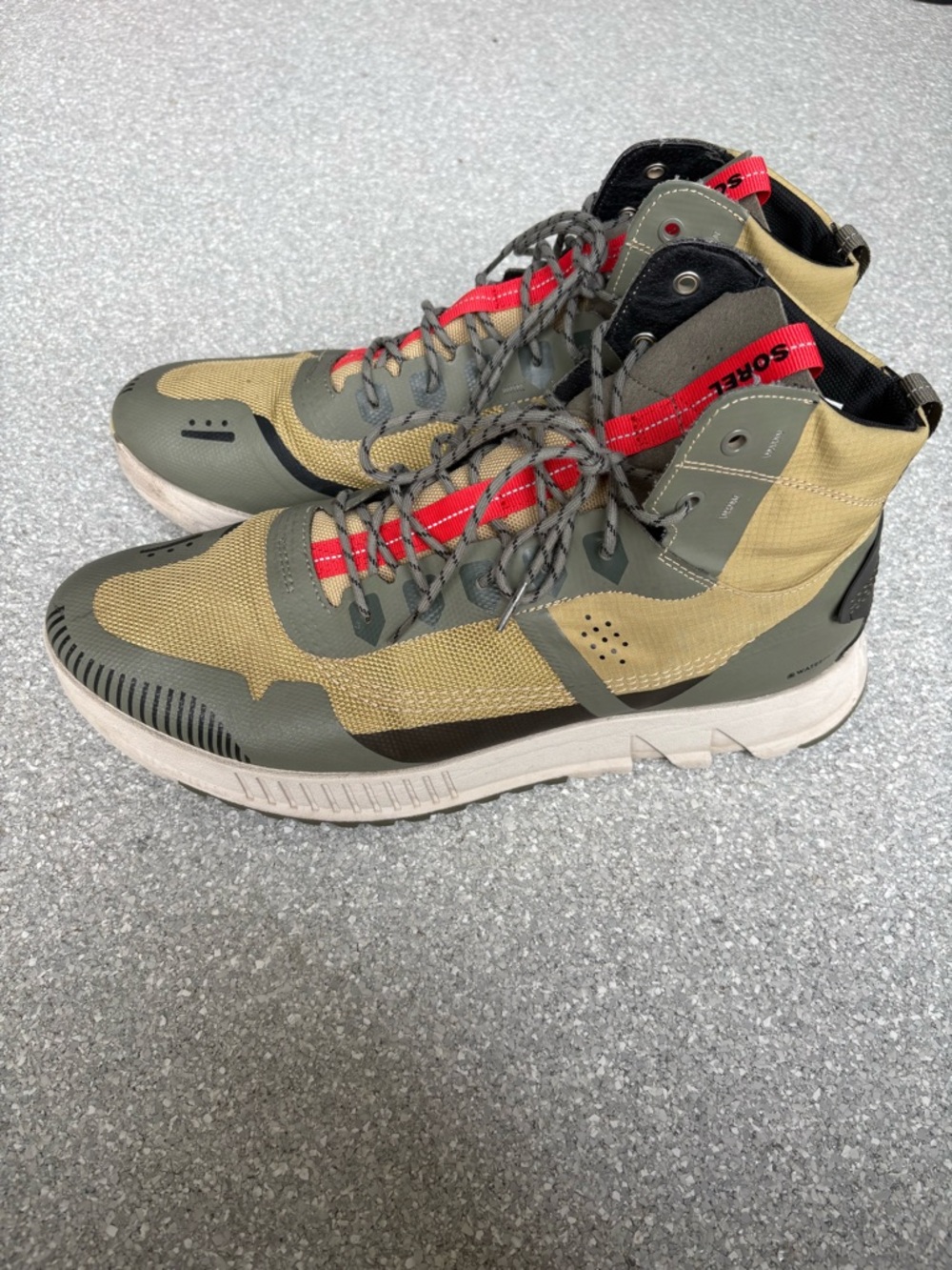 Sorel Mac Hill Lite Rush waterproof boots men’s size 15